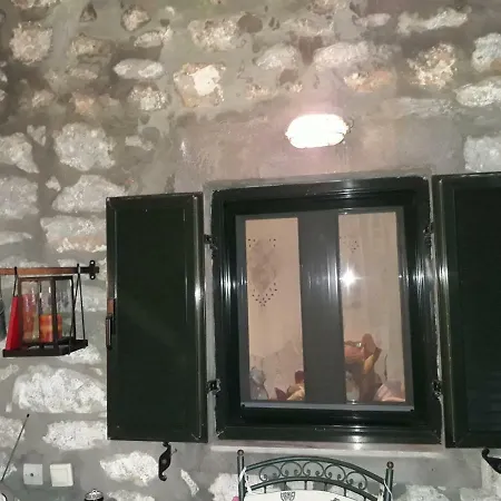 Maira Luxury * Brikion